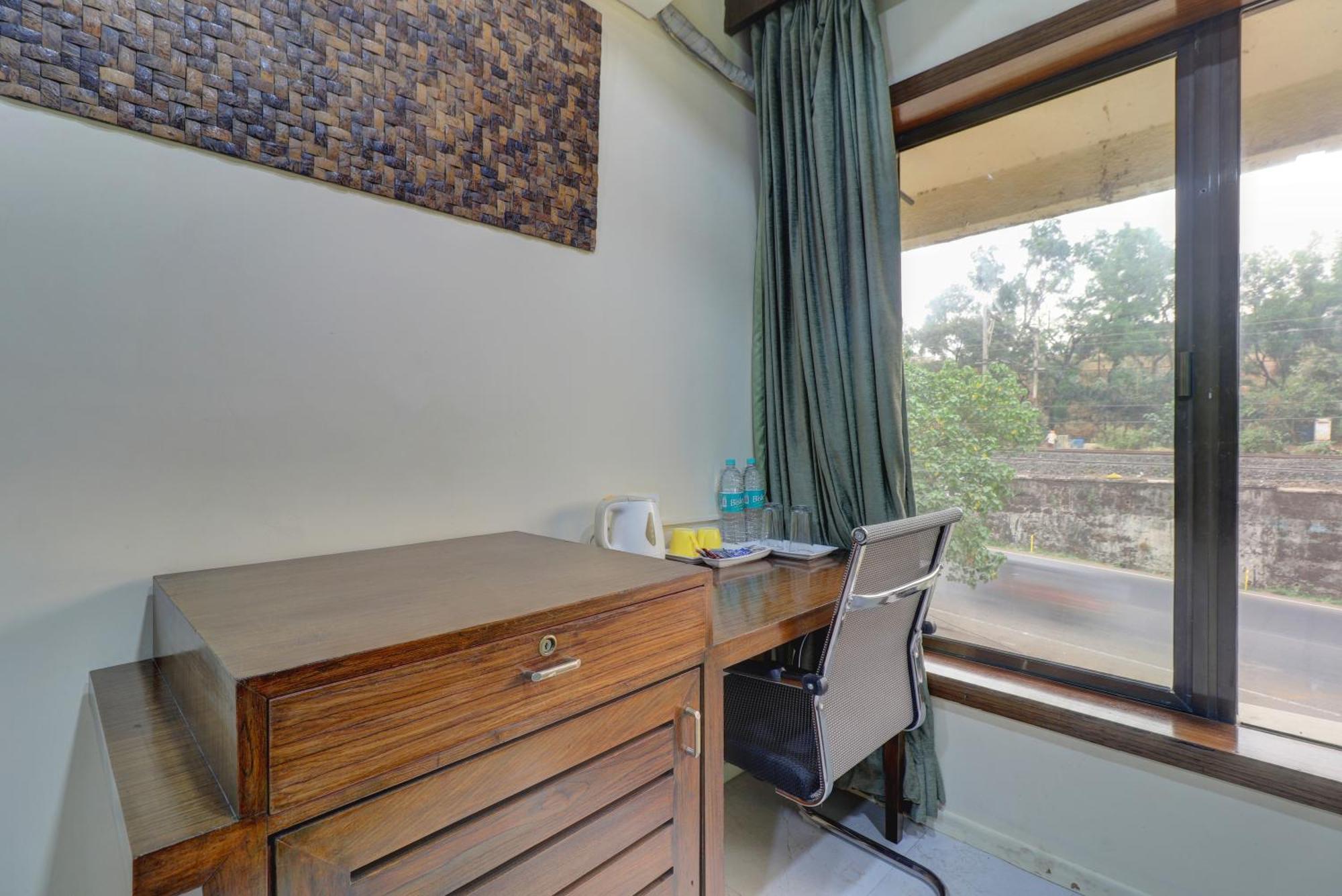 Amazinn Villa Lonavala Εξωτερικό φωτογραφία