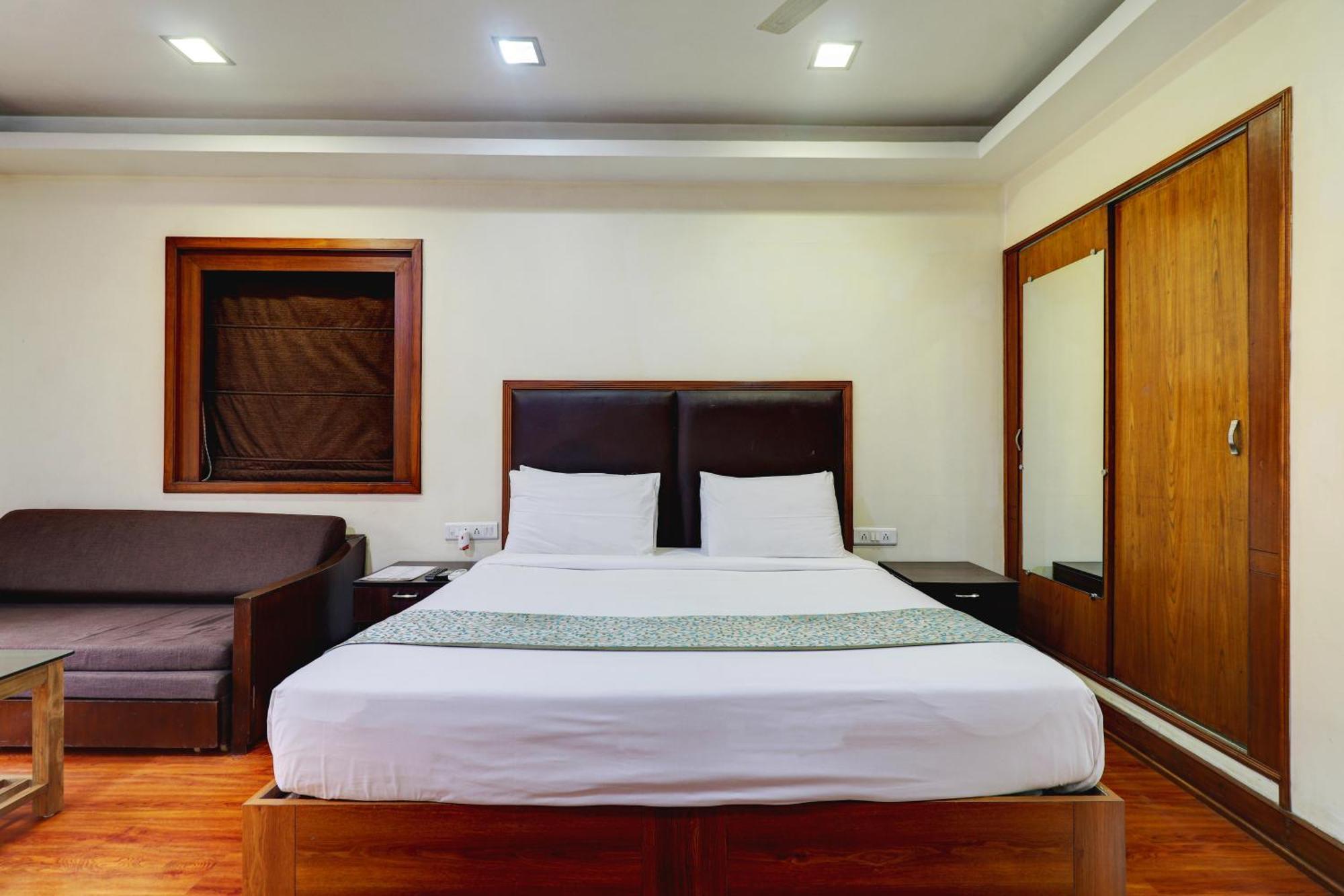 Amazinn Villa Lonavala Εξωτερικό φωτογραφία